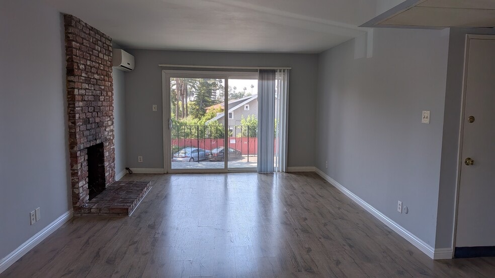 Building Photo - 809 Brent Ave