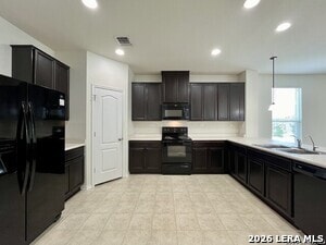 Building Photo - 401 Ruby Ritz