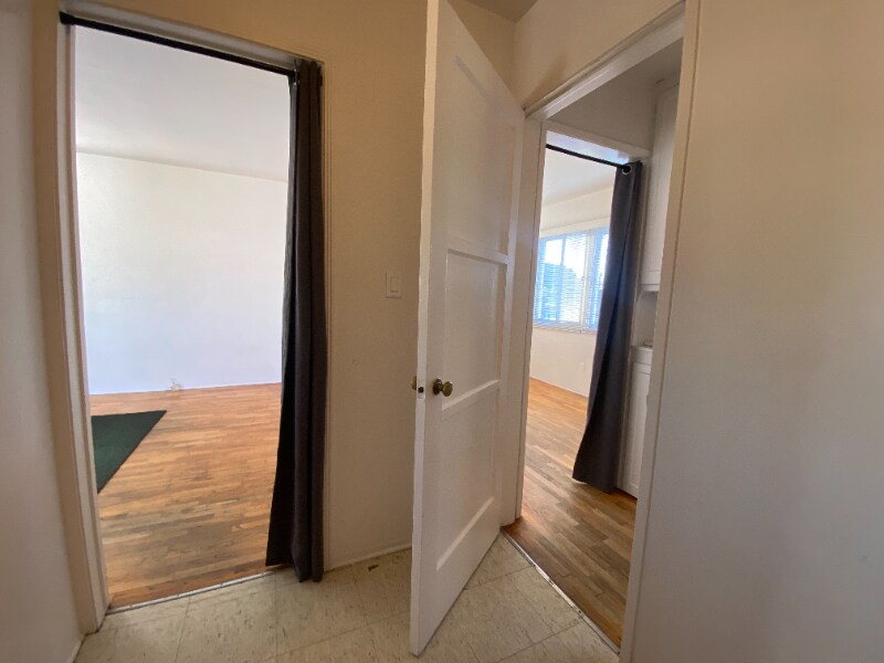 Building Photo - 4635 Soria Dr