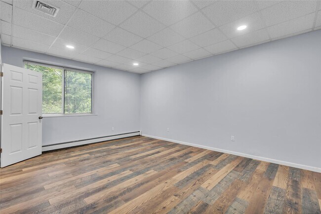 Building Photo - 22 Lauro Ridge Ct