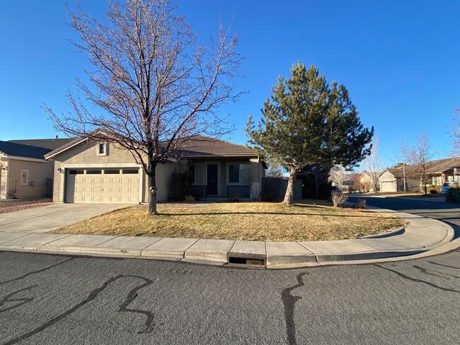 Building Photo - Single Story 4 Bedroom House in SE Reno - ...