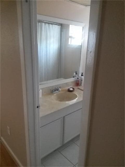 Building Photo - 13807 Towne W Blvd