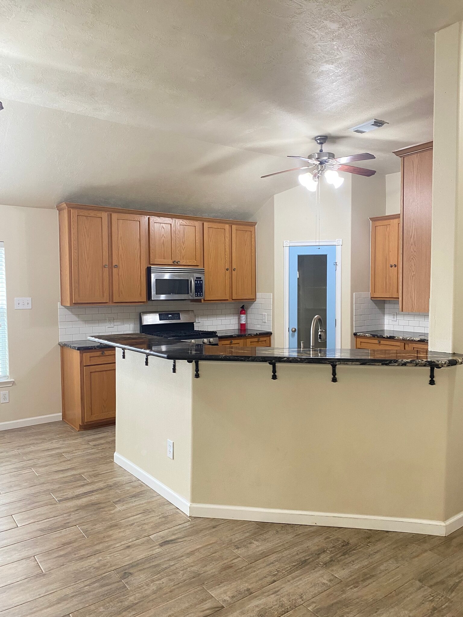 Building Photo - 17802 Oakridge Canyon Ln