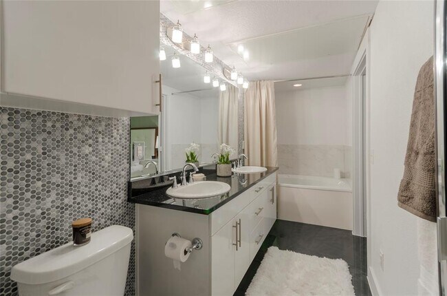 Building Photo - 3300 Towers Blvd