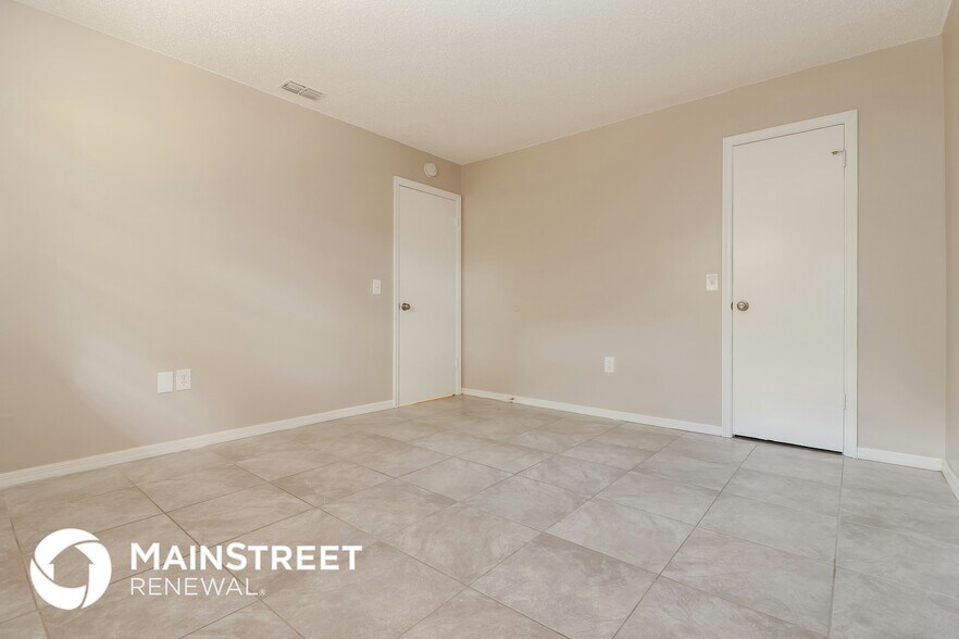 Building Photo - 2133 Lema Dr