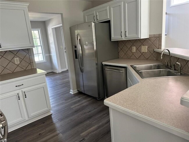 Building Photo - 6133 Mulberry Park Dr
