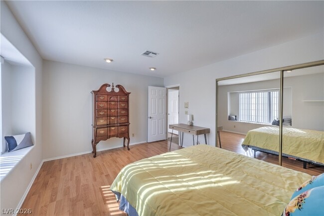 Building Photo - 271 Sunshine Springs Ct