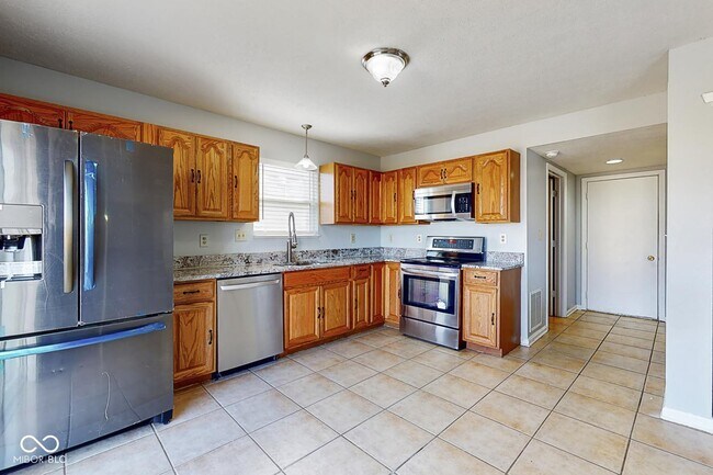 Building Photo - 5928 Brookville Lake Dr