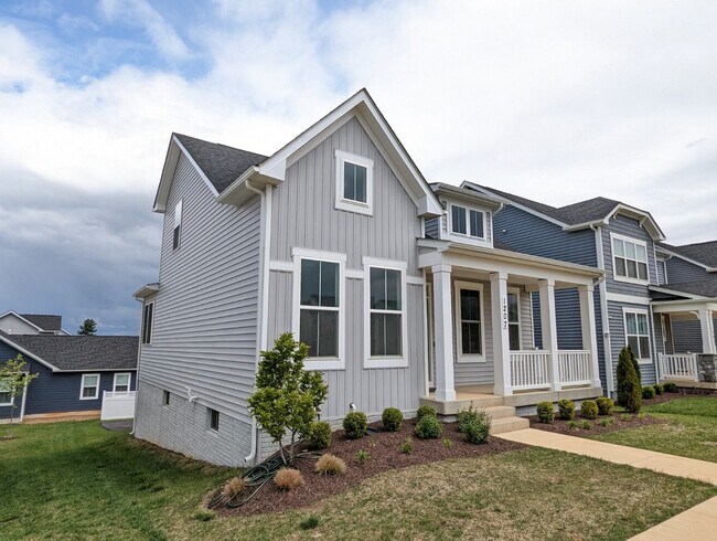 Building Photo - Gorgeous New Construction Home in Gambrill View Community available late July!
