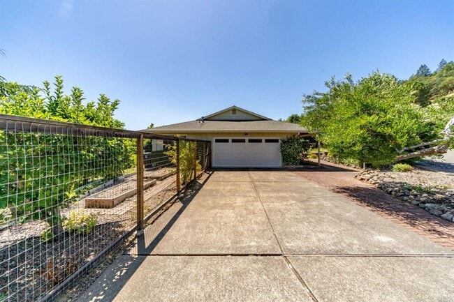 Building Photo - 416 Oak Vista Dr