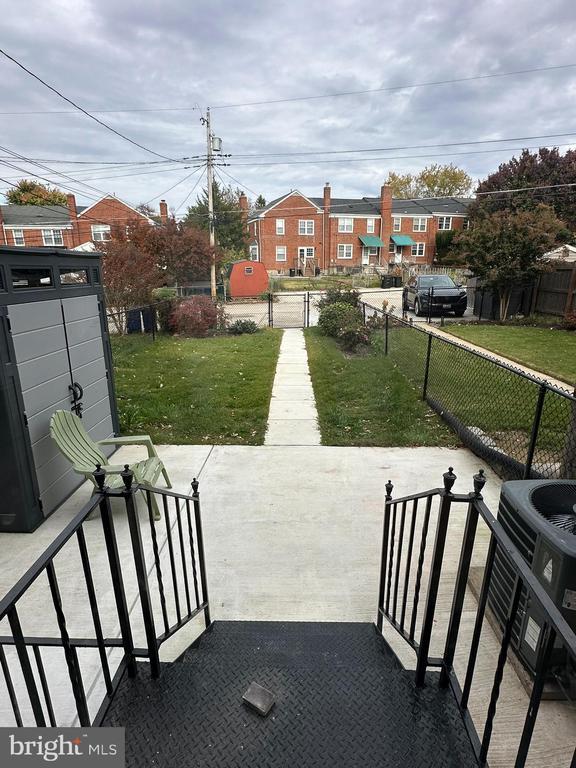 Building Photo - 1530 Cottage Ln