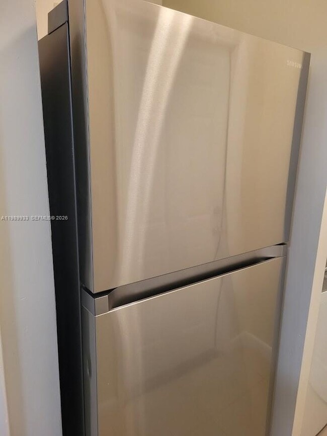 Building Photo - 2504 NW 9th Ln