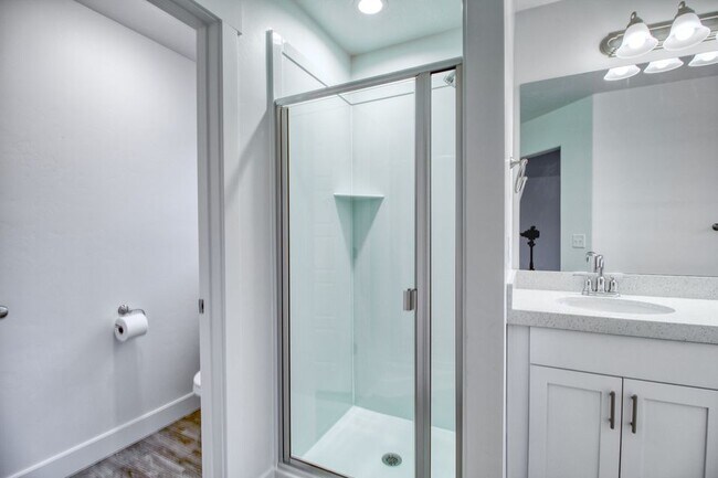 Building Photo - 4735 E Silver Moon Dr