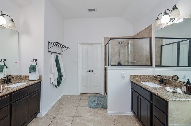 Building Photo - 24119 Haywards Crossing Ln