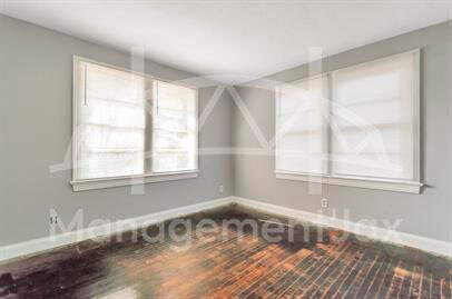 Building Photo - 44 E 45th St