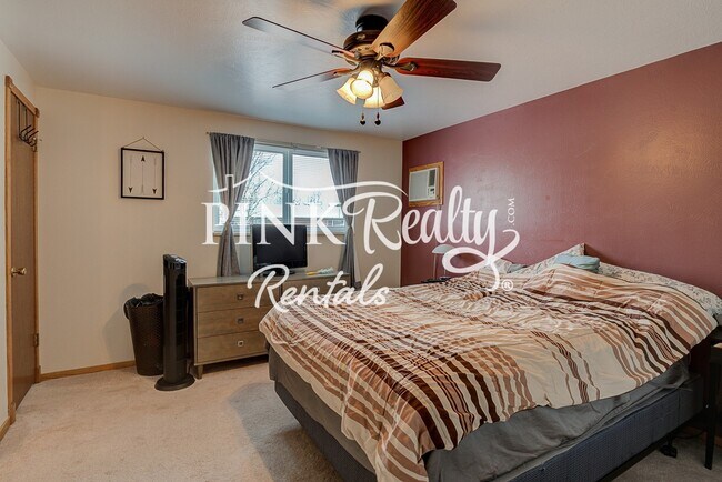 Building Photo - 1716 Wooten Rd