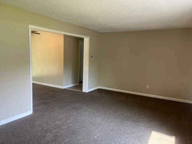 Building Photo - 5828 Buckwheat Rd