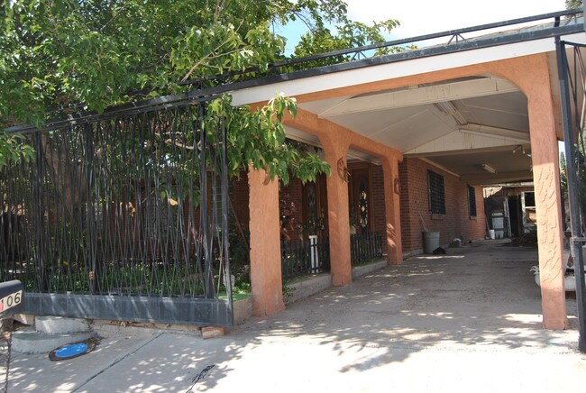 Building Photo - 106 Mesa Verde Dr