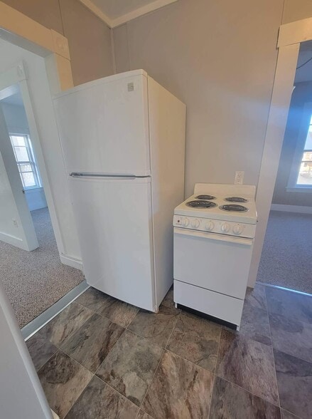Kitchen - 184 S Main St
