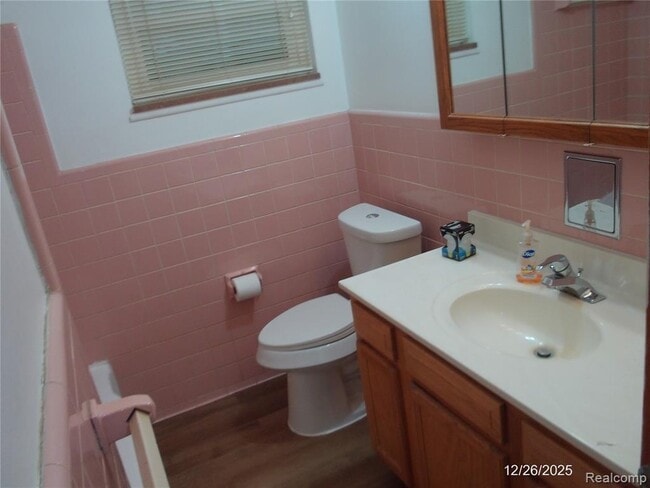 Building Photo - 4656 Toepfer Rd