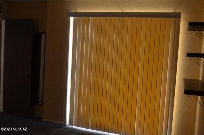 Building Photo - 961 Vía Terrado