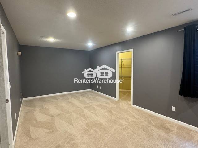 Building Photo - 2088 Mainstreet