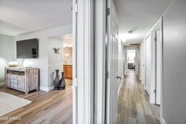 Building Photo - 5045 N 81st St