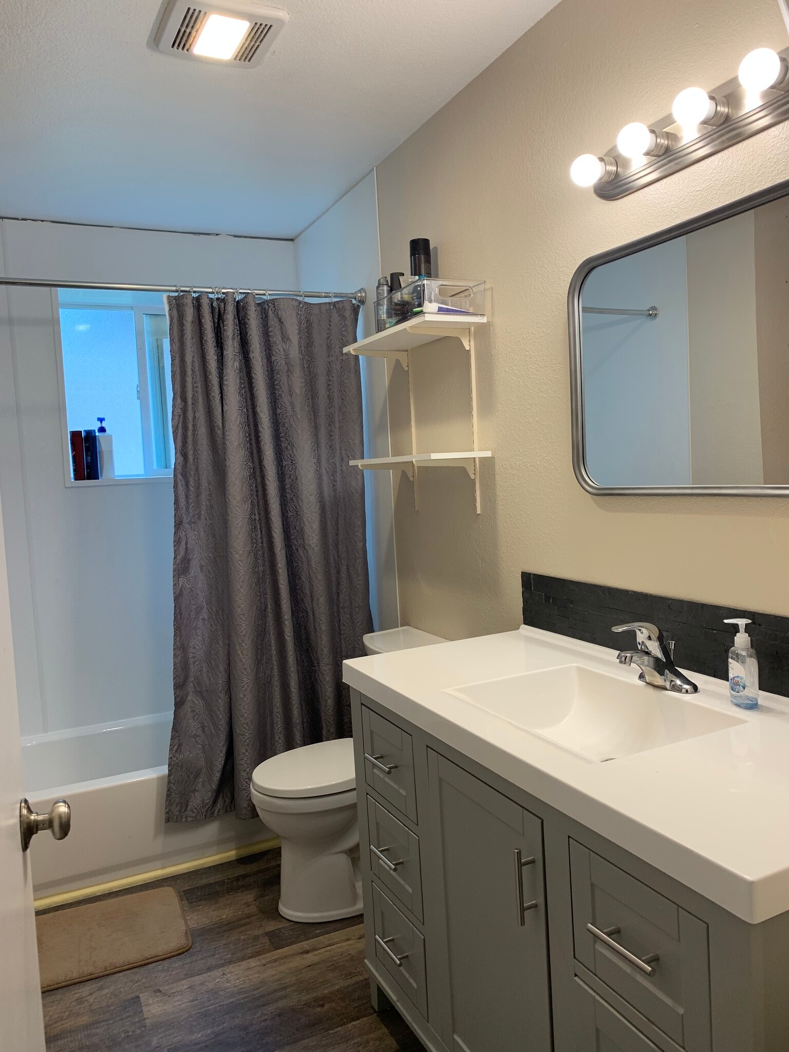 Shared bathroom 1 of 2 - 2536 Forest Park Dr