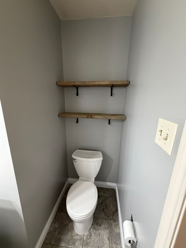 Building Photo - 3 Bedroom Single Story Home Available Near Louisiana Blvd NE & Candelaria Rd NE!