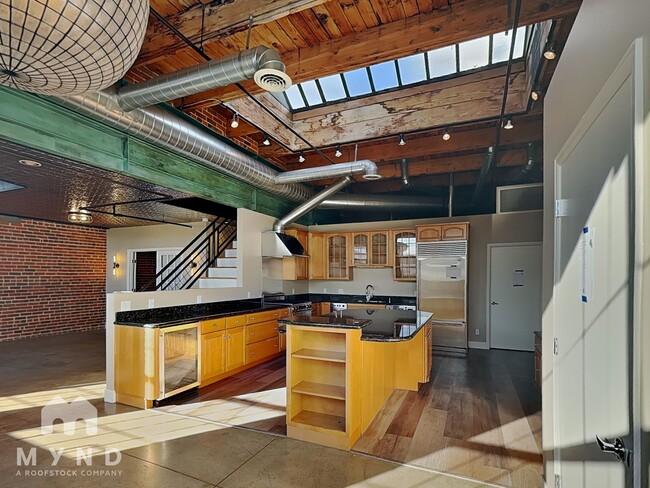 Building Photo - 1515 N Ogden St