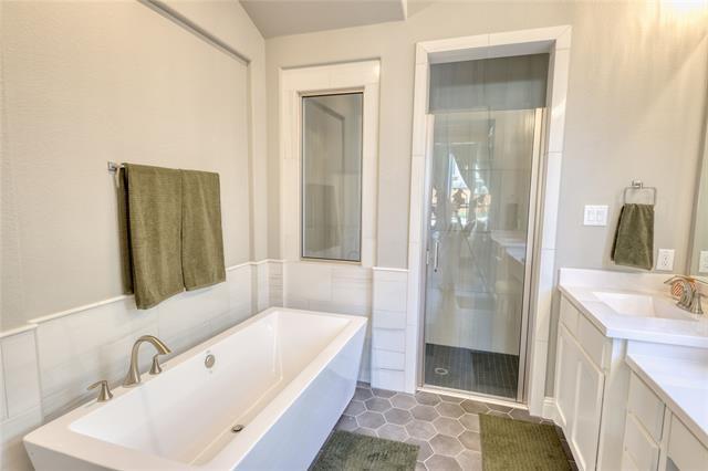 Building Photo - 861 Agave Dr