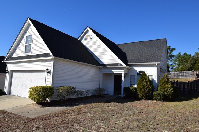 Building Photo - 104 Summit Ridge Cir