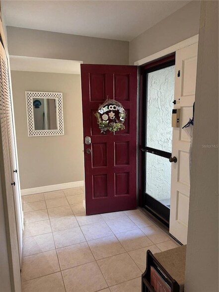 Building Photo - 621 Windrush Bay Dr