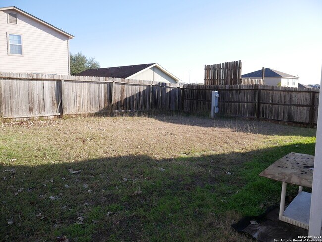 Building Photo - 6031 Pleasant Meadow