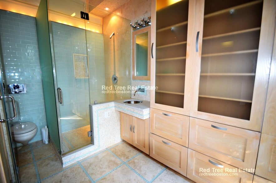 Building Photo - 500 Columbus Ave