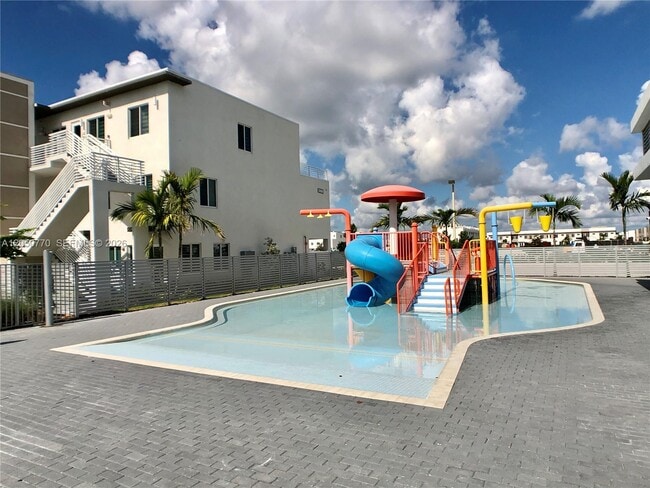 Building Photo - 6415 NW 105th Ct