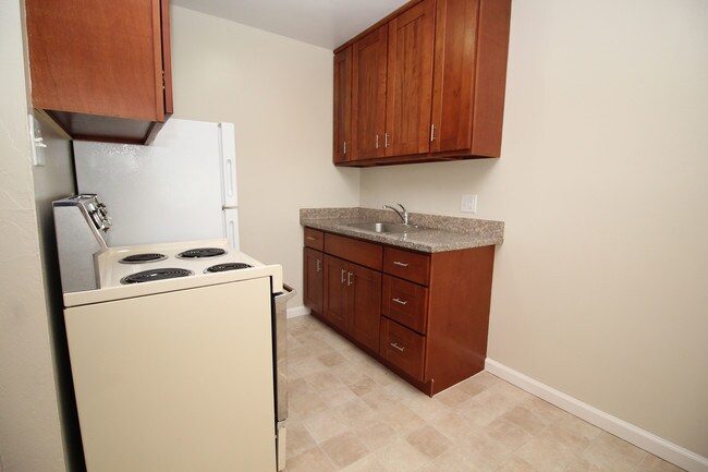 Marin Royal Apartments Corte Madera Ca Apartment Finder Building Photo Marin Royal Apartments