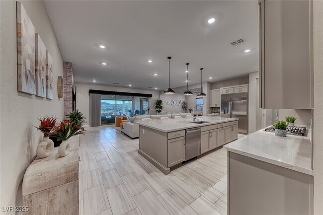 Building Photo - 375 Portus Delphini Ct