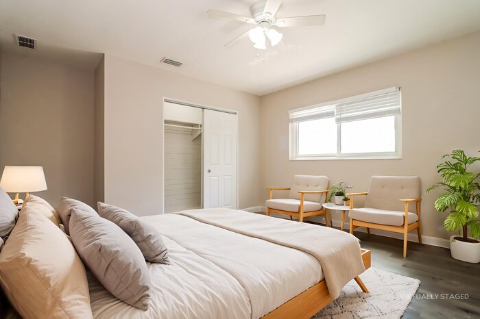 Building Photo - 1976 Drew Plaza