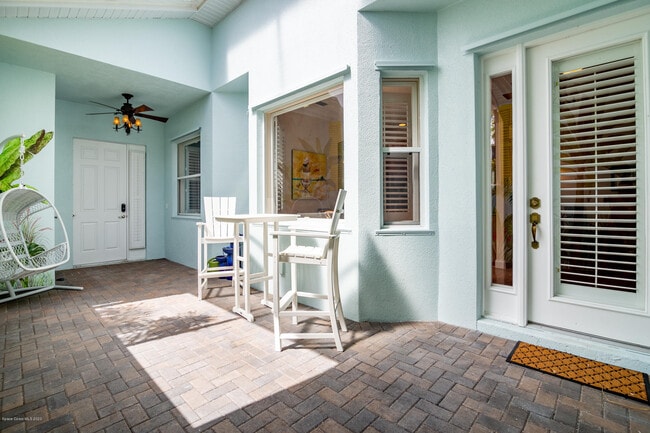 Building Photo - 4070 Alamanda Key Dr