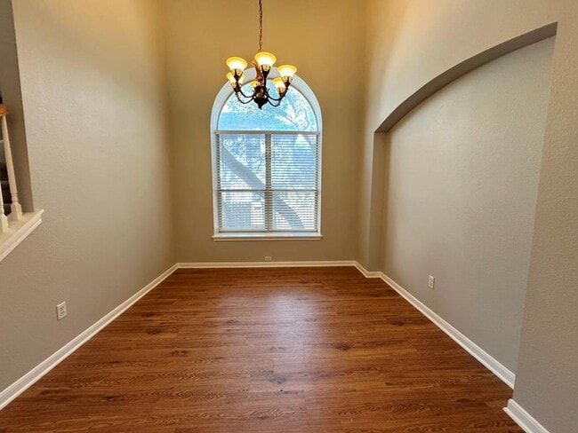 Building Photo - 5305 Tamango Way
