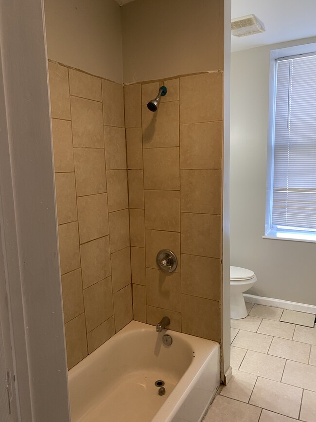 Bathroom - 1001 W Fayette St