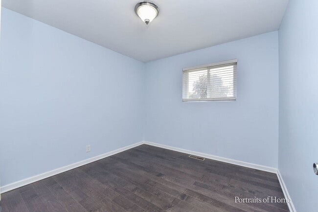 Building Photo - 156 Fairwood Dr