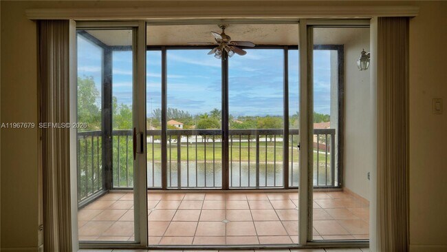 Building Photo - 10155 NW 9th St Cir