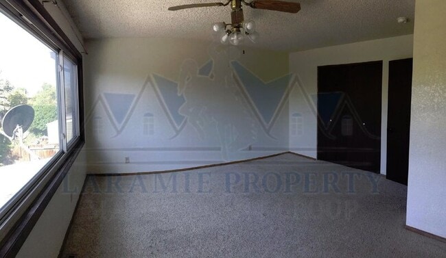 Building Photo - 1722 Boswell Dr