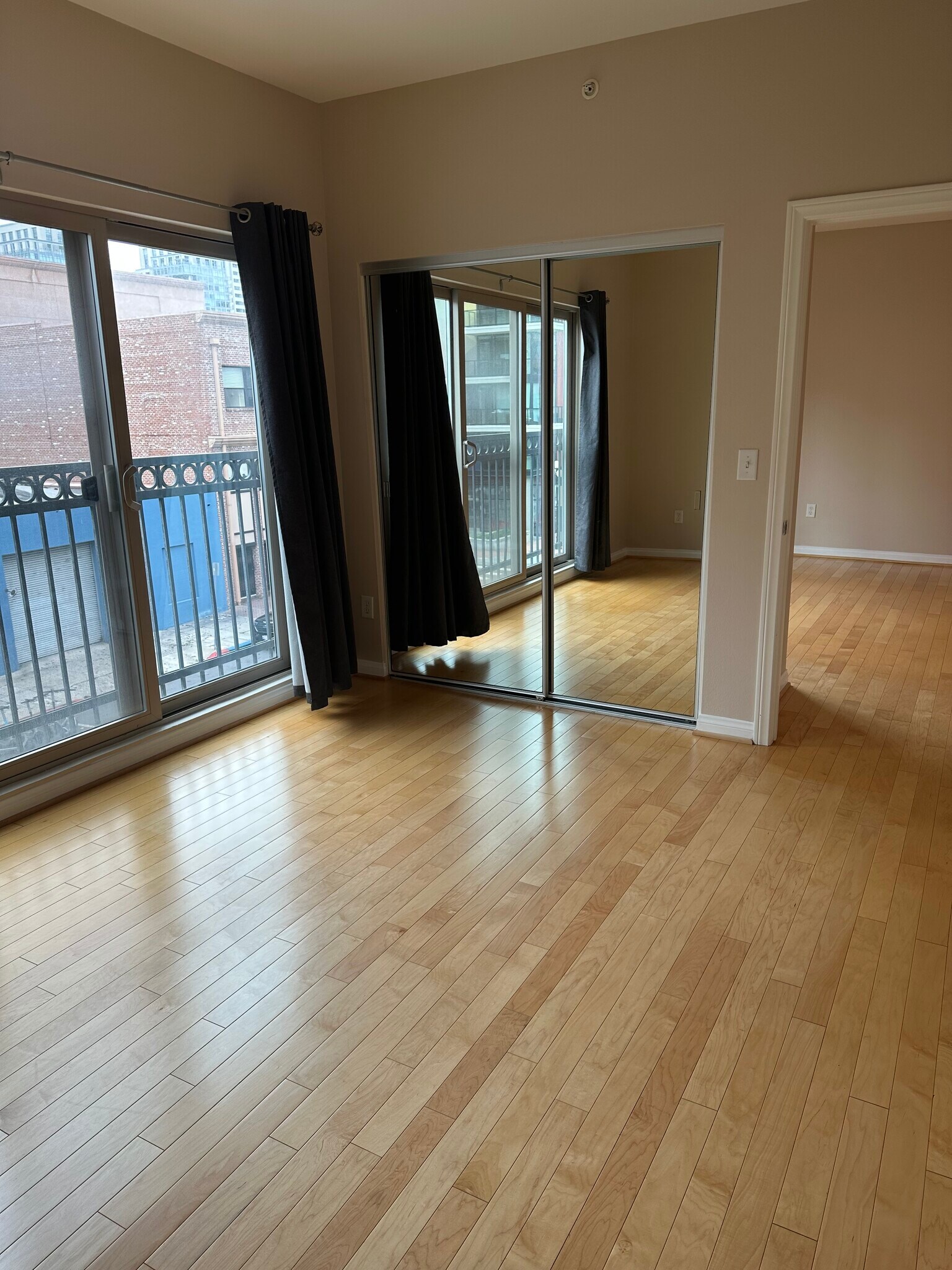Primary bedroom - 450 J St