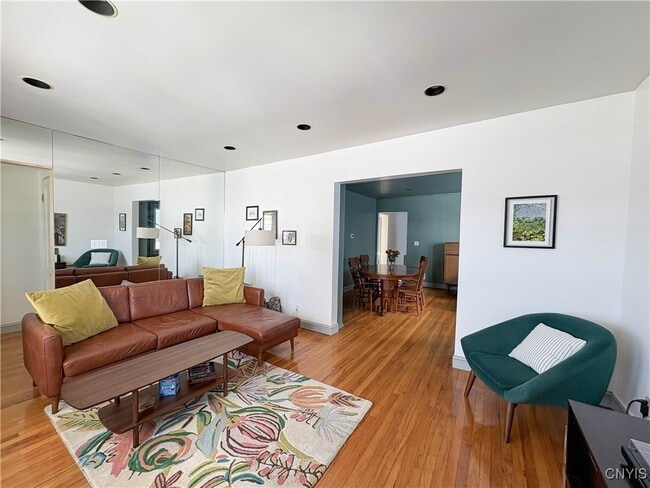 Building Photo - 519 Wendell Terrace