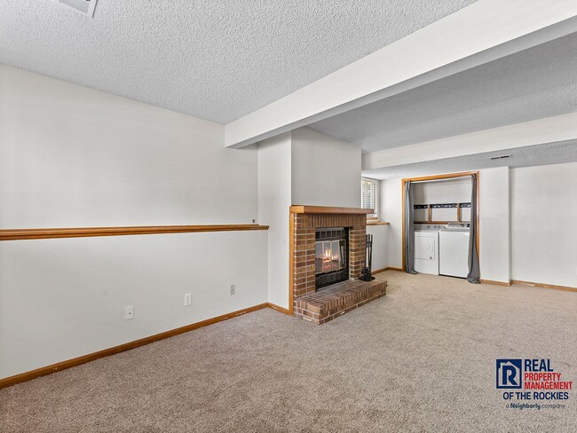 Building Photo - Newly Updated Home in Great Fort Collins L...