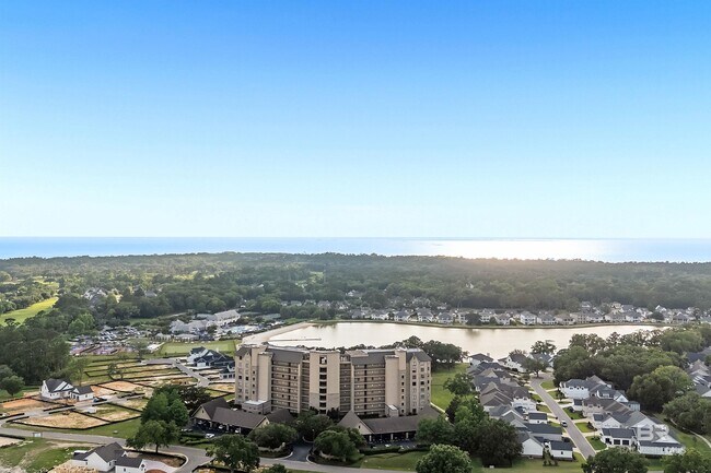 Building Photo - 18269 Colony Dr Dr