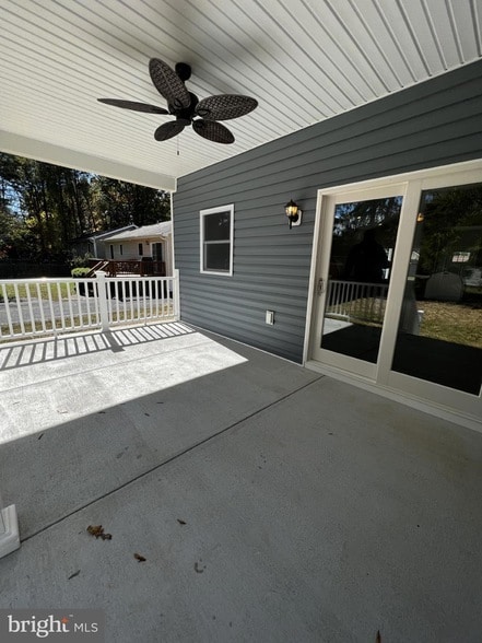 Building Photo - 38 Meadow View Ln